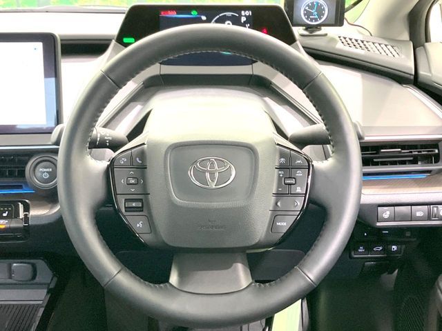 TOYOTA PRIUS 2023