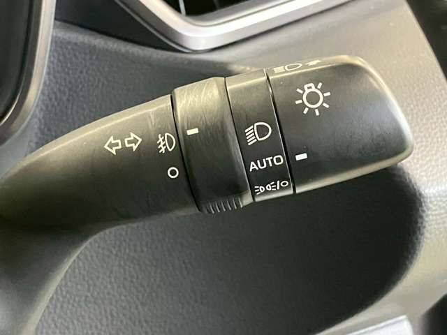 TOYOTA COROLLA TOURING HYBRID 4WD 2022