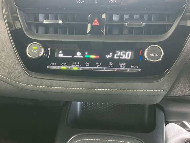 TOYOTA COROLLA TOURING HYBRID 4WD 2022