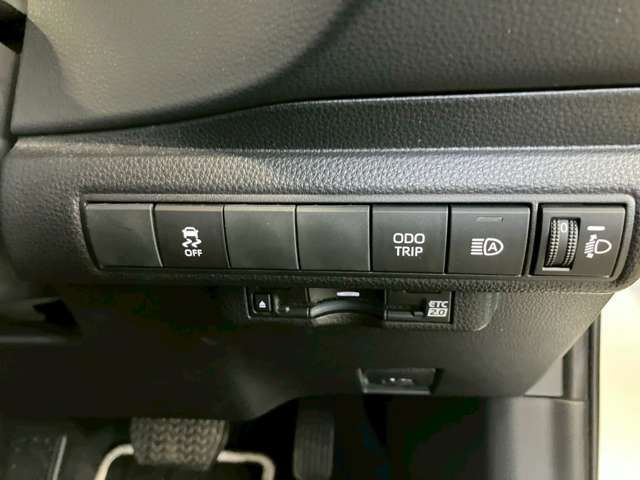 TOYOTA COROLLA TOURING HYBRID 4WD 2022