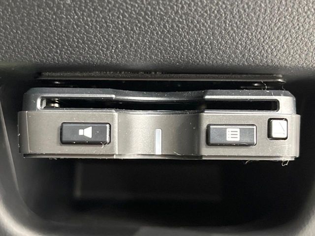 DAIHATSU MOVE CUSTOM 2018