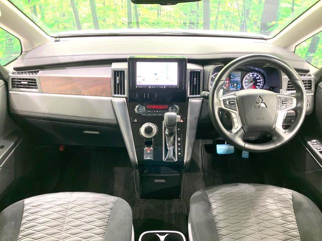 MITSUBISHI DELICA D:5 4WD 2023