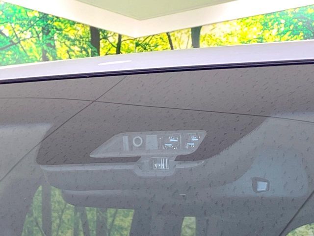 MITSUBISHI DELICA D:5 4WD 2023