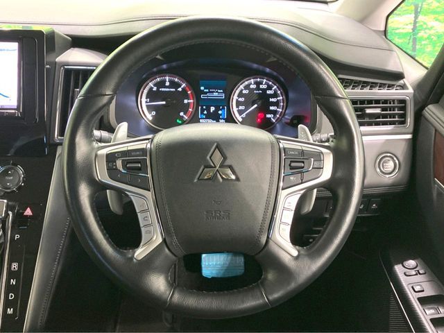 MITSUBISHI DELICA D:5 4WD 2023