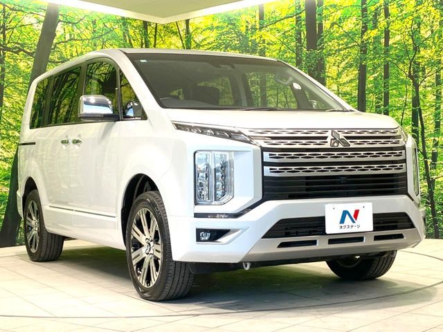 MITSUBISHI DELICA D:5 4WD 2023