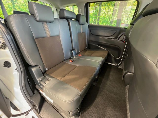 TOYOTA SIENTA HYBRID 2021