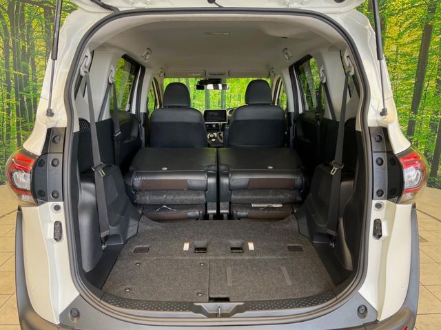 TOYOTA SIENTA HYBRID 2021