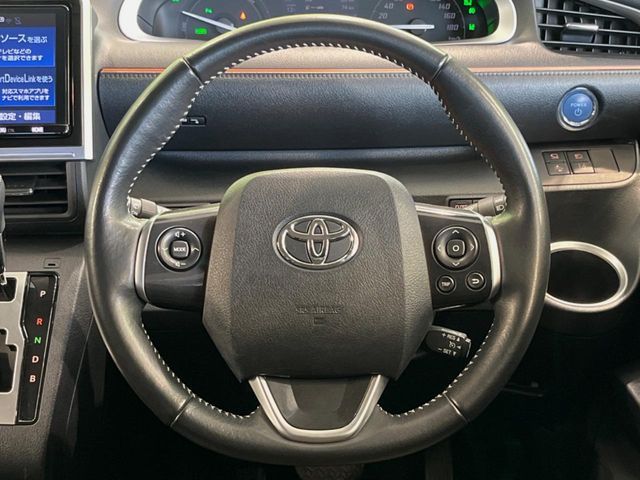 TOYOTA SIENTA HYBRID 2021