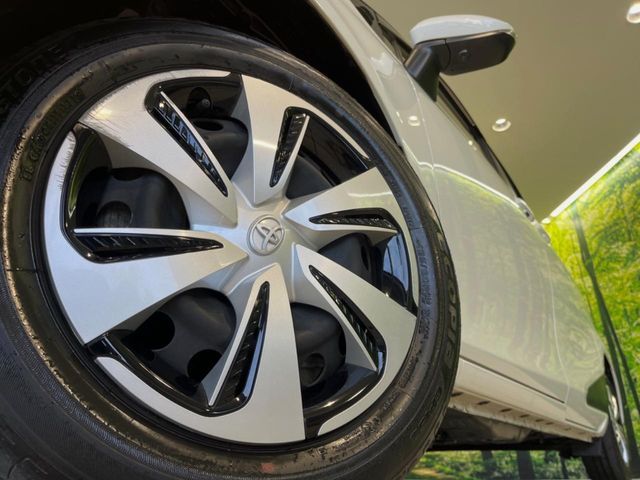 TOYOTA SIENTA HYBRID 2021