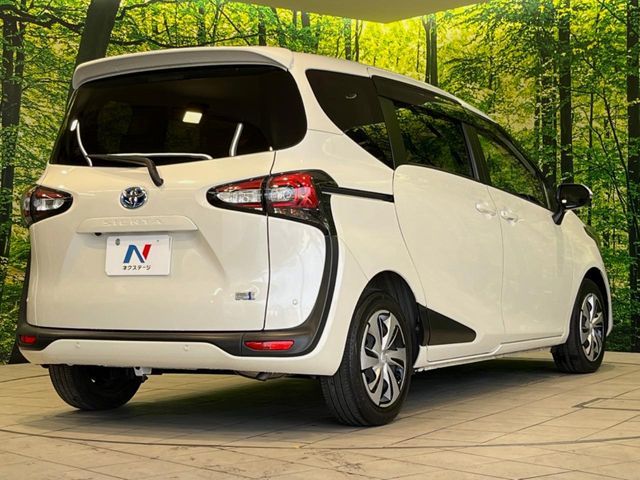 TOYOTA SIENTA HYBRID 2021