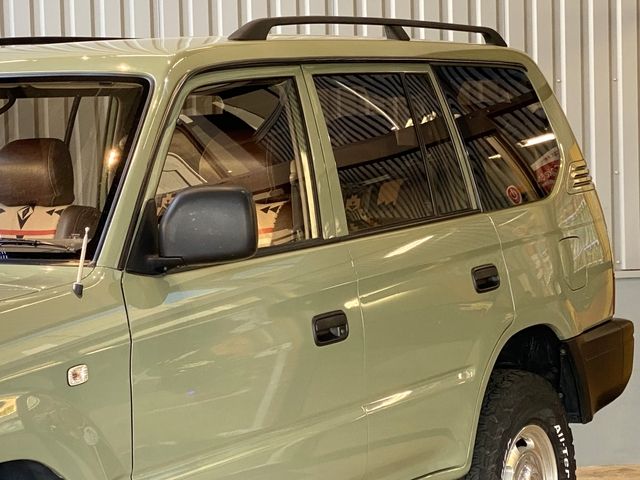 TOYOTA LANDCRUISER PRADO 2002