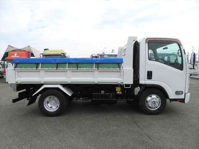 ISUZU ELF 2011