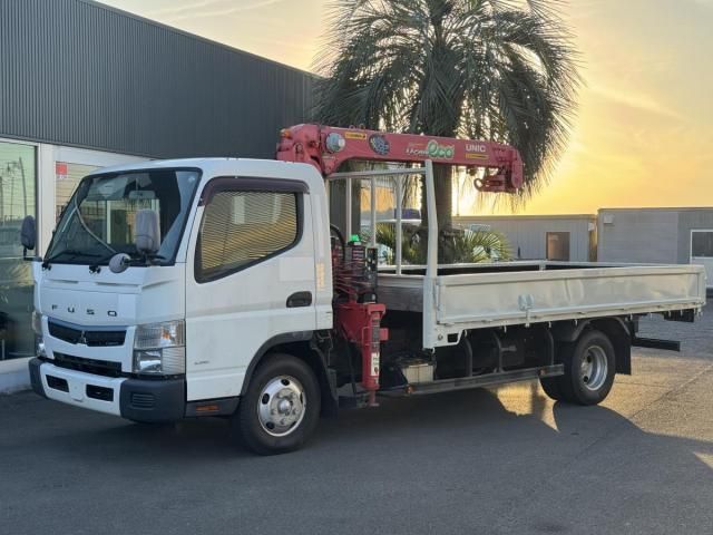 MITSUBISHI CANTER 2016