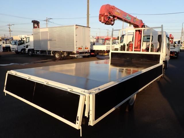 MITSUBISHI CANTER 2016