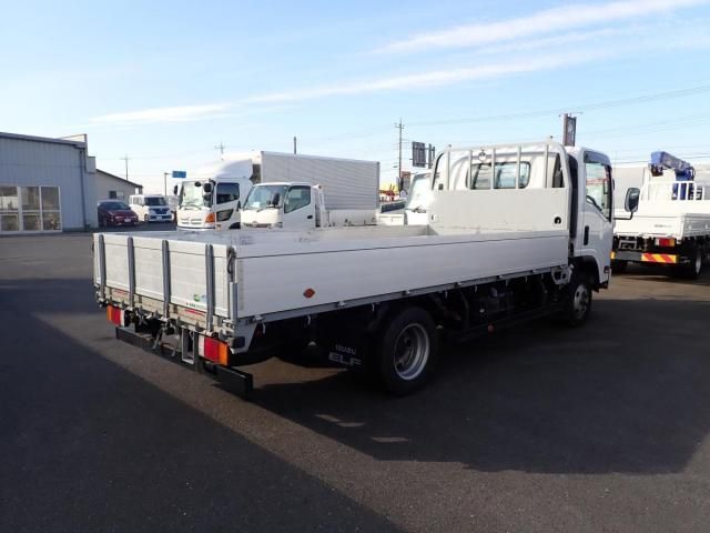 ISUZU ELF 2019