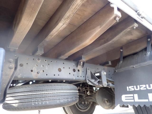 ISUZU ELF 2019
