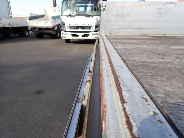 ISUZU ELF 2019