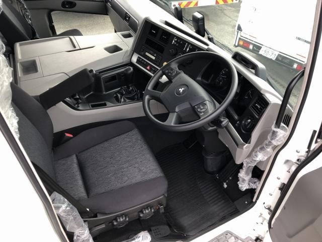 MITSUBISHI FUSOU SUPER GREAT 2024