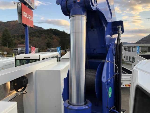 MITSUBISHI FUSOU SUPER GREAT 2024