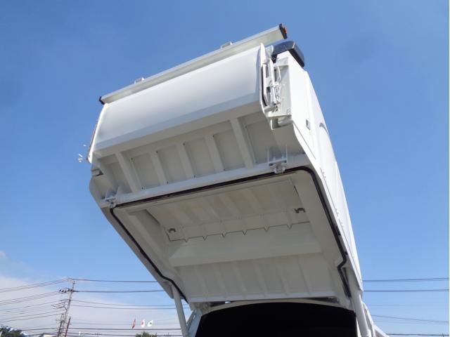 MITSUBISHI FUSOU FIGHTER 2025