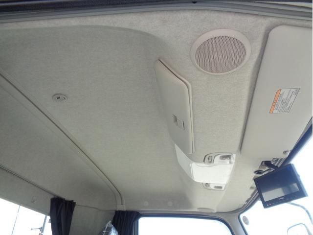 MITSUBISHI FUSOU FIGHTER 2025