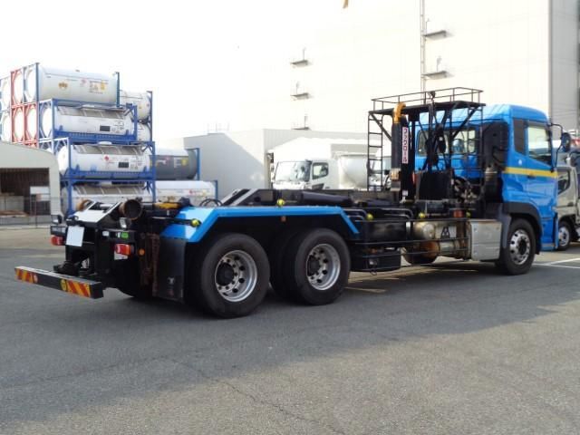 NISSAN DIESEL Quon 2018