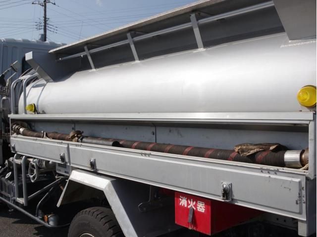 MITSUBISHI FUSOU FIGHTER 2013