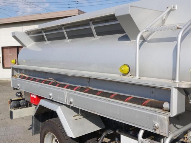 MITSUBISHI FUSOU FIGHTER 2013