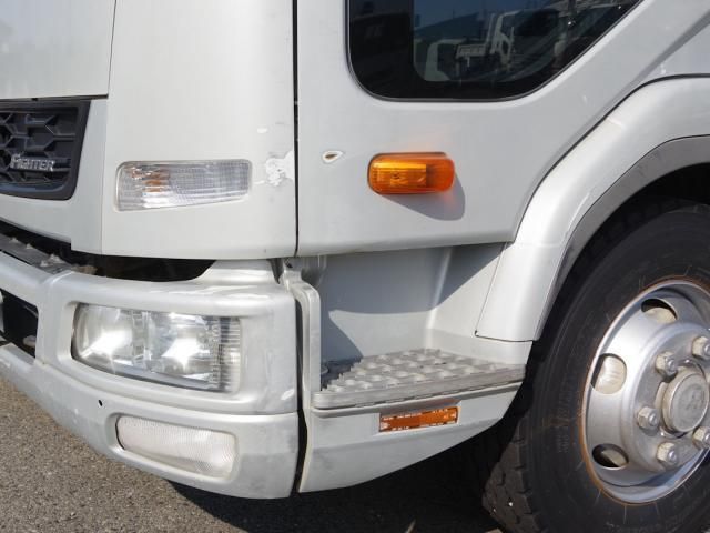 MITSUBISHI FUSOU FIGHTER 2013