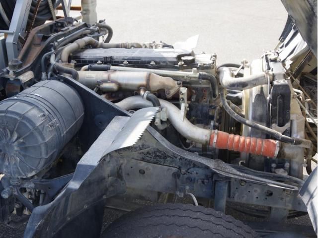 MITSUBISHI FUSOU FIGHTER 2013