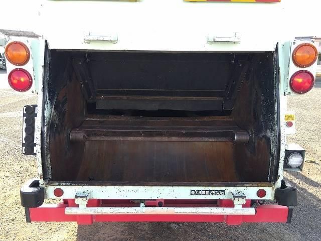 NISSAN DIESEL CONDOR 2015