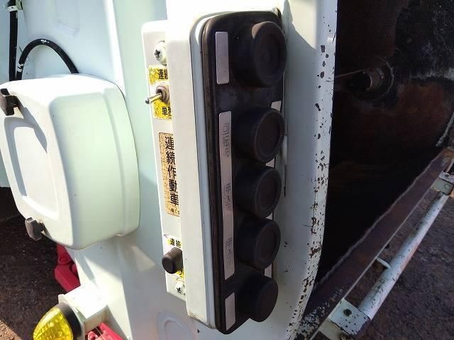 NISSAN DIESEL CONDOR 2015