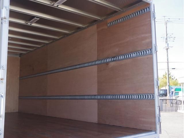 MITSUBISHI FUSOU FIGHTER 2021