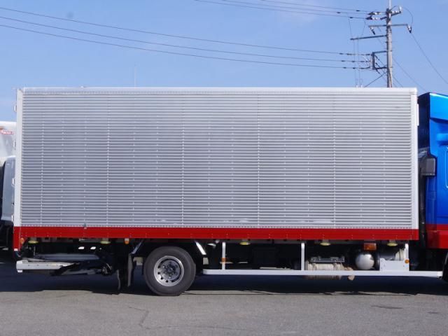 MITSUBISHI FUSOU FIGHTER 2021