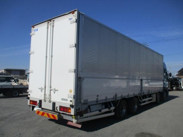 NISSAN DIESEL Quon 2016