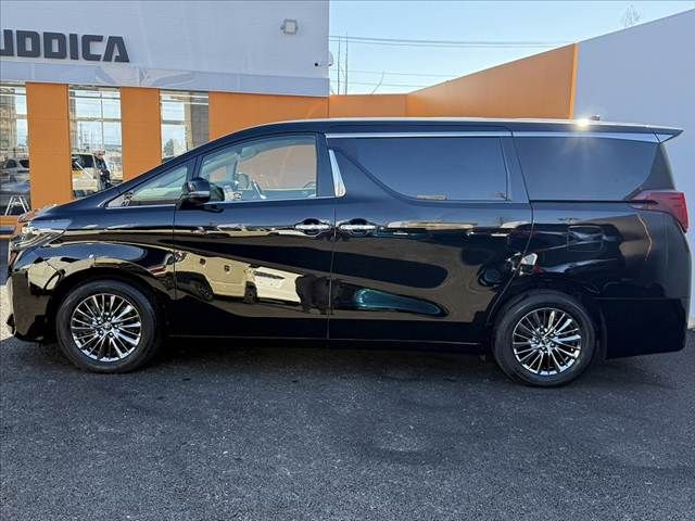 TOYOTA ALPHARD 2018