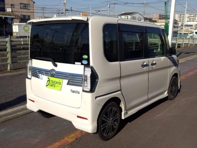 DAIHATSU TANTO CUSTOM 2017