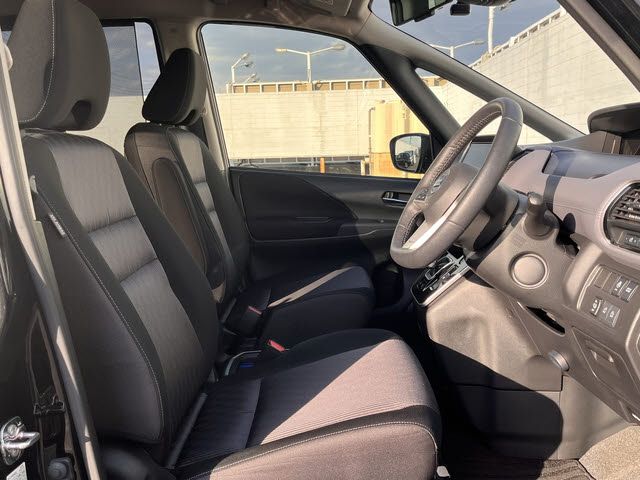 NISSAN SERENA  WG 2022