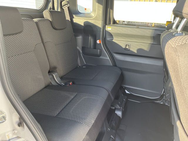 TOYOTA PIXIS MEGA 2021