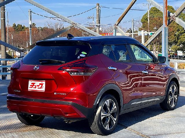 NISSAN KICKS 2021