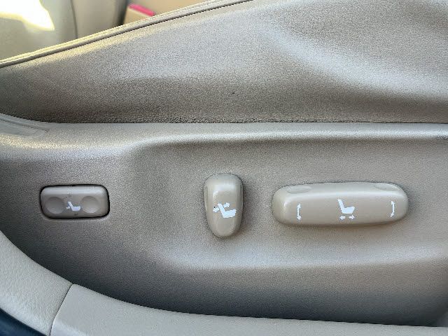 TOYOTA CROWN sedan 2011