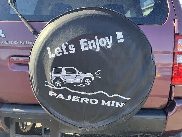 MITSUBISHI PAJERO MINI 4WD 2011