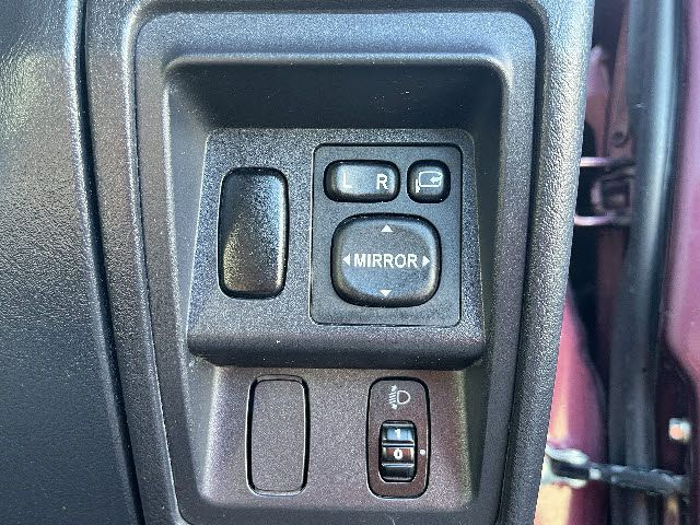 MITSUBISHI PAJERO MINI 4WD 2011