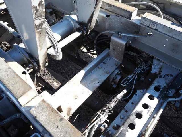 MITSUBISHI FUSOU FIGHTER 2012