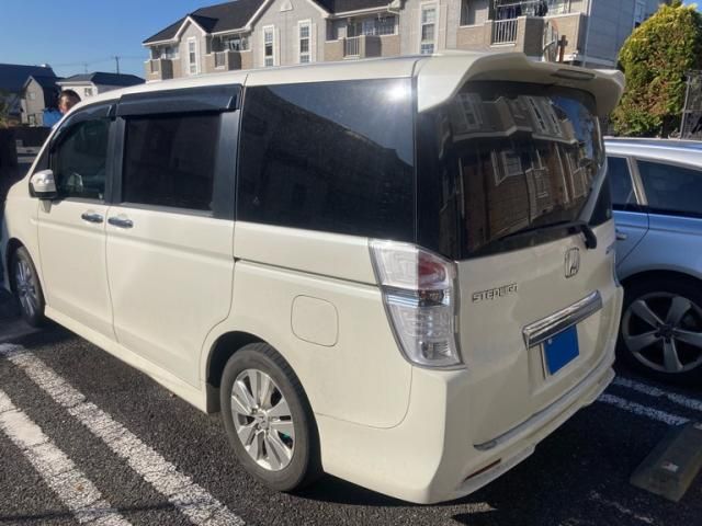 HONDA STEPWAGON SPADA 2012