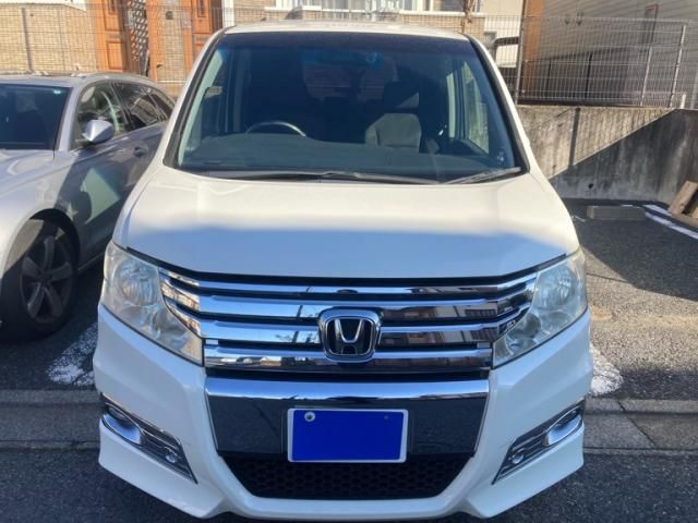 HONDA STEPWAGON SPADA 2012