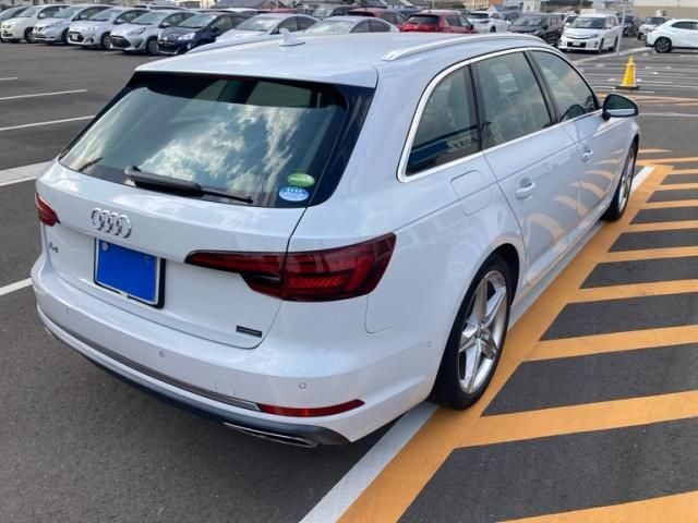 AUDI AUDI A4 AVANT 2019