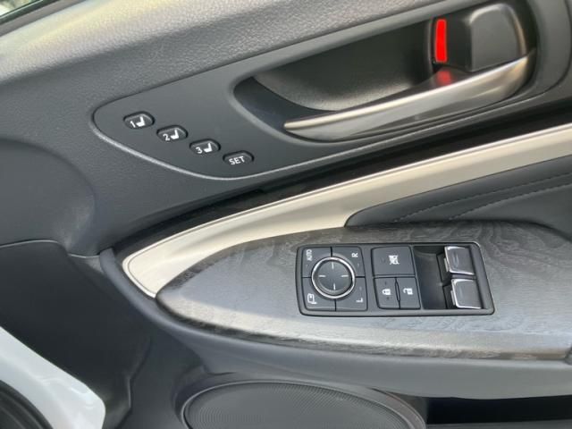 TOYOTA LEXUS RC300h 2020