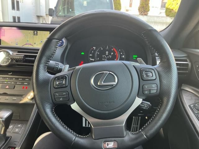 TOYOTA LEXUS RC300h 2020