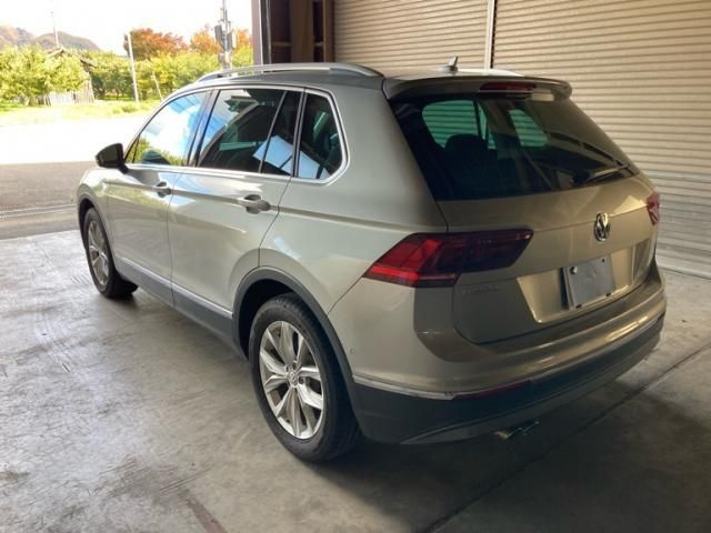 VOLKSWAGEN VOLKSWAGEN TIGUAN 2018